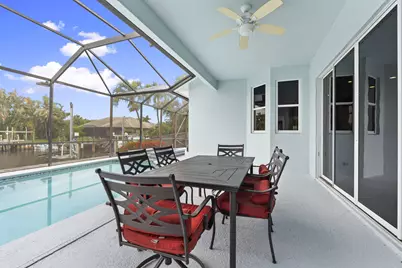 117 Queen Elizabeth Court, Hutchinson Island, FL 34949 - Photo 5
