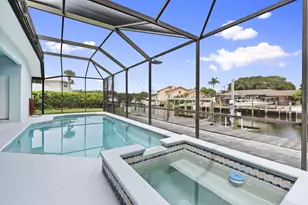 117 Queen Elizabeth Ct, Hutchinson Island, FL 34949 - Photo 5
