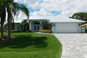 117 Queen Elizabeth Ct, Hutchinson Island, FL 34949 - Photo 1