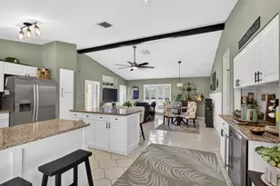 1945 Lynton Cir, Wellington, FL 33414 - Photo 25