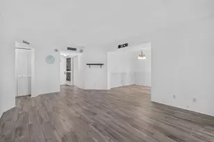 3524 Via Poinciana, Lake Worth, FL 33467 - Photo 5
