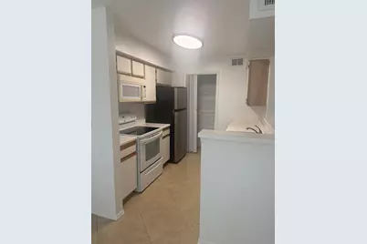 2647 NW 33rd Street #2305, Oakland Park, FL 33309 - Photo 5