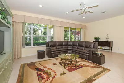 8825 Champions Way, Port Saint Lucie, FL 34986 - Photo 23