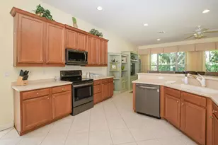 8825 Champions Way, Port Saint Lucie, FL 34986 - Photo 19