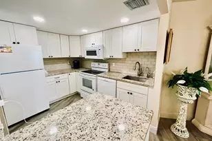 2800 N Ocean Dr, Riviera Beach, FL 33404 - Photo 17