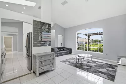 102 NW Peach Street, Port Saint Lucie, FL 34983 - Photo 11