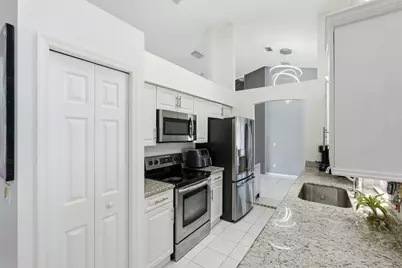 102 NW Peach Street, Port Saint Lucie, FL 34983 - Photo 23