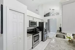 102 NW Peach St, Port Saint Lucie, FL 34983 - Photo 23
