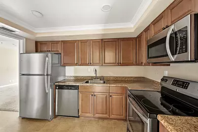 5570 Tamberlane Circle #229, Palm Beach Gardens, FL 33418 - Photo 3