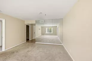 5570 Tamberlane Cir, Palm Beach Gardens, FL 33418 - Photo 9