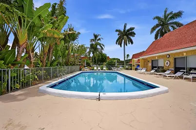 5570 Tamberlane Circle #229, Palm Beach Gardens, FL 33418 - Photo 23