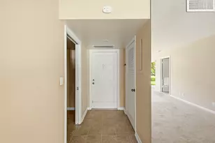 5570 Tamberlane Cir, Palm Beach Gardens, FL 33418 - Photo 19