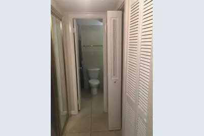 15600 NW 7th Avenue #421, Miami, FL 33169 - Photo 5