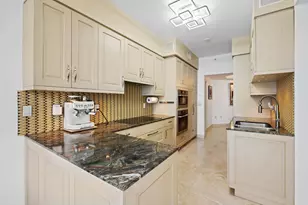 6051 N Ocean Dr, Hollywood, FL 33019 - Photo 13