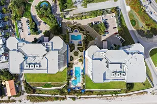 6051 N Ocean Dr, Hollywood, FL 33019 - Photo 37