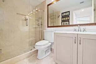 6051 N Ocean Dr, Hollywood, FL 33019 - Photo 27