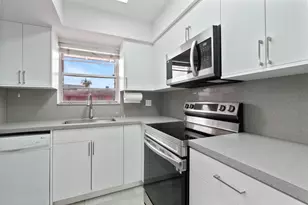 7500 SW 82nd St, Miami, FL 33143 - Photo 5