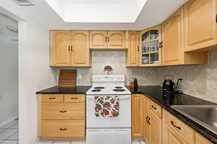 3300 NE 10th Terrace, Pompano Beach, FL 33064 - Photo 11