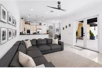 8861 Edgewater Place, Parkland, FL 33076 - Photo 15
