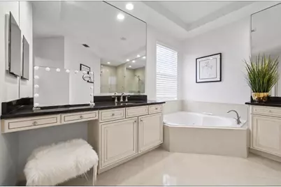 8861 Edgewater Place, Parkland, FL 33076 - Photo 21