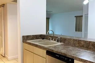 2850 N Oakland Forest Dr, Oakland Park, FL 33309 - Photo 7