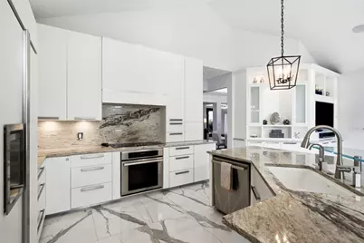 10720 Avenue Of The Avenue, Palm Beach Gardens, FL 33418 - Photo 33