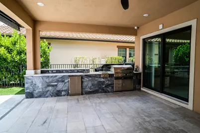 8665 E Baypoint Circle, Parkland, FL 33076 - Photo 17