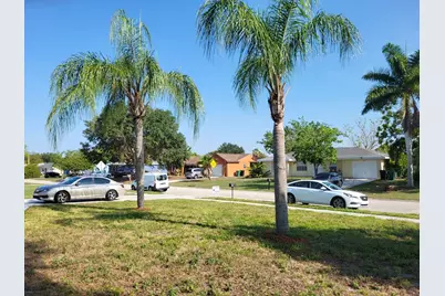 702 SW Belmont Circle, Port Saint Lucie, FL 34953 - Photo 15