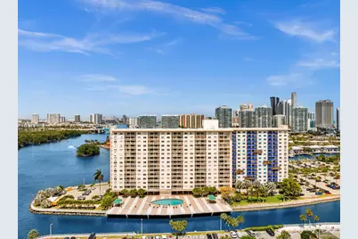 400 Kings Point Drive #1628, Sunny Isles Beach, FL 33160 - Photo 3
