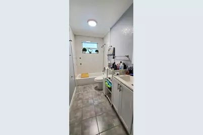 3800 NE 4th Avenue, Deerfield Beach, FL 33064 - Photo 21