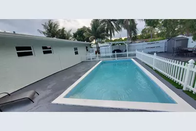 3800 NE 4th Avenue, Deerfield Beach, FL 33064 - Photo 13