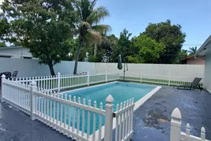3800 NE 4th Ave, Deerfield Beach, FL 33064 - Photo 7