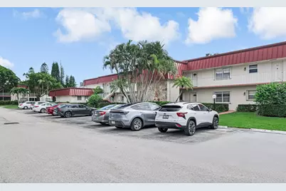 12013 Greenway Circle S, Royal Palm Beach, FL 33411 - Photo 3