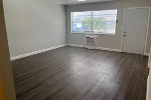 1419 SE 2nd St, Deerfield Beach, FL 33441 - Photo 5