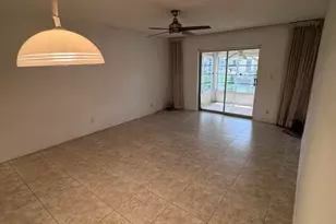 5660 SW 3rd Pl, Margate, FL 33068 - Photo 3