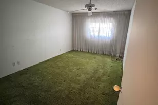 5660 SW 3rd Pl, Margate, FL 33068 - Photo 7