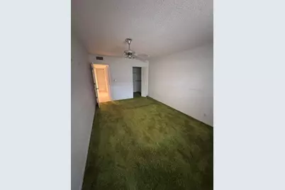 5660 SW 3rd Place #105, Margate, FL 33068 - Photo 5