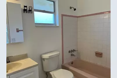 270 NE 40th Street NE #26, Oakland Park, FL 33334 - Photo 9