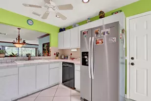 7156 Pine Bluff Dr, Lake Worth, FL 33467 - Photo 19
