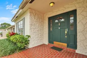 7156 Pine Bluff Dr, Lake Worth, FL 33467 - Photo 3