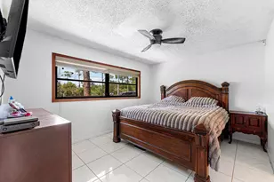 16355 Lancashire Dr E, Loxahatchee, FL 33470 - Photo 19