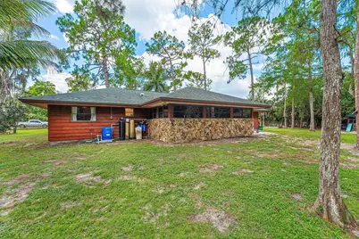 16355 Lancashire Drive E, Loxahatchee, FL 33470 - Photo 7