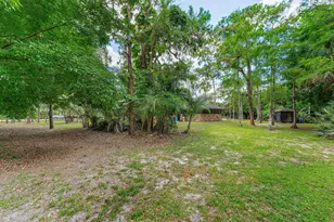 16355 Lancashire Dr E, Loxahatchee, FL 33470 - Photo 29