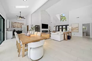 2707 Biarritz Dr, Palm Beach Gardens, FL 33410 - Photo 5