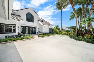 2707 Biarritz Dr, Palm Beach Gardens, FL 33410 - Photo 55