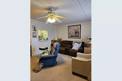 300 Village Green Circle S #302, Palm Springs, FL 33461 - Photo 3