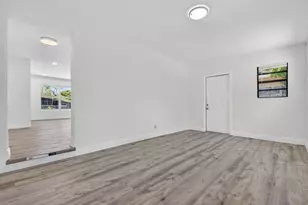 261 NE 22nd St, Pompano Beach, FL 33060 - Photo 11