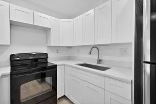 261 NE 22nd St, Pompano Beach, FL 33060 - Photo 5