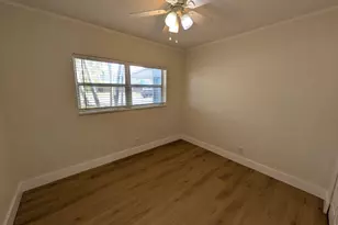 621 NE 56th St, Oakland Park, FL 33334 - Photo 13
