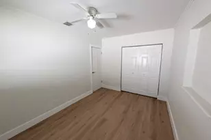 621 NE 56th St, Oakland Park, FL 33334 - Photo 11